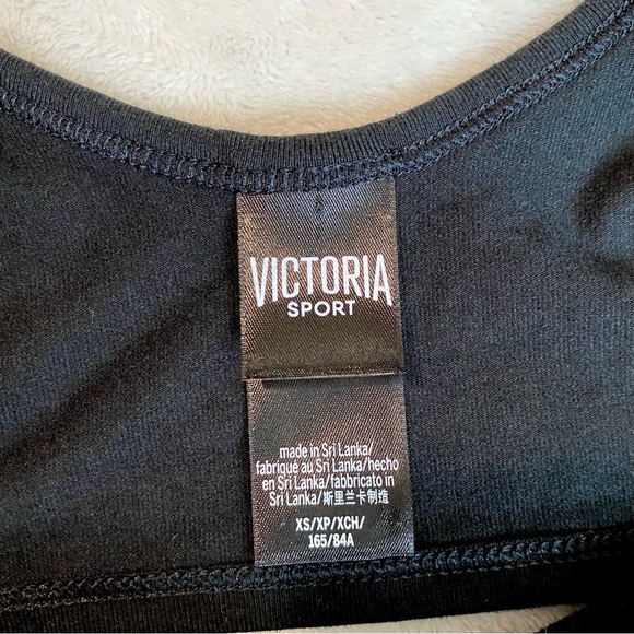 2 For $15 NEW Victoria’s Secret SPORT Crop Top XS Black - Picture 3 of 6